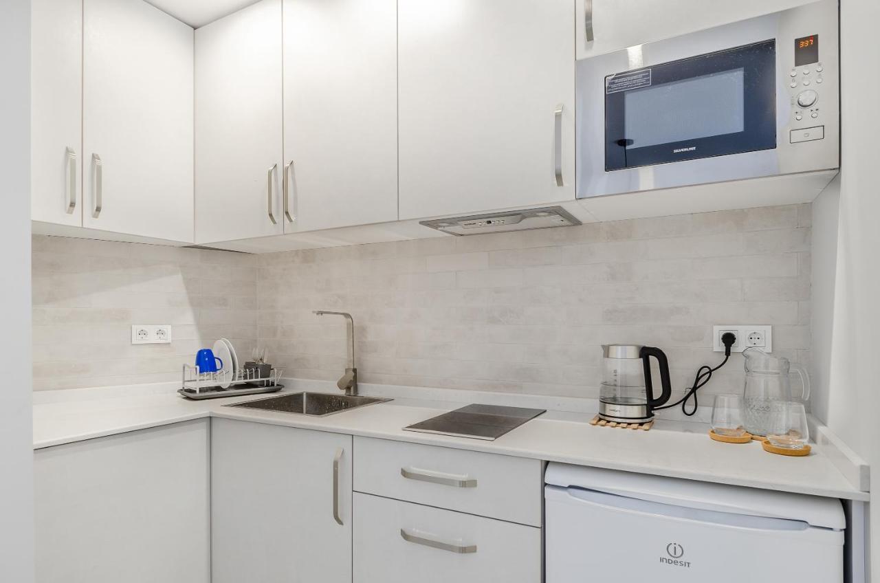 Green Line Apartment Mtsvane Kontskhi Bagian luar foto