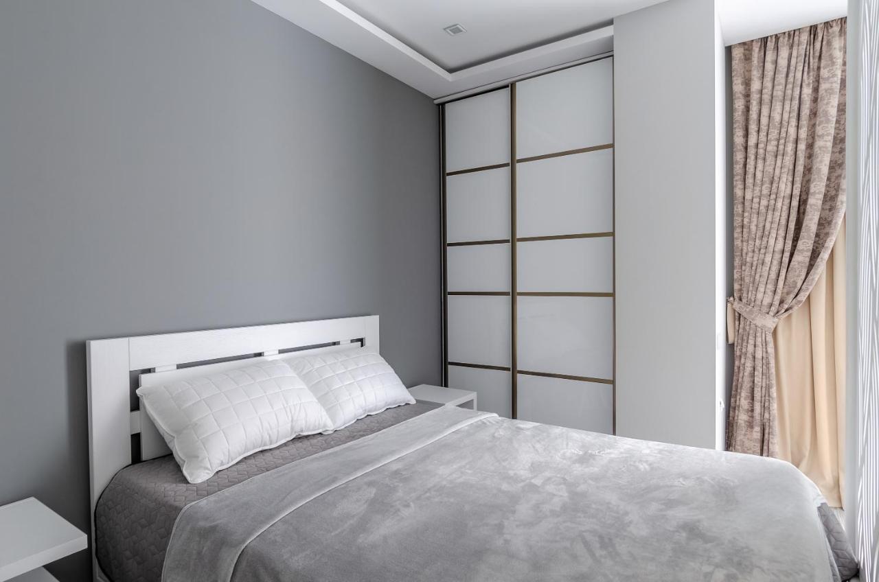Green Line Apartment Mtsvane Kontskhi Bagian luar foto