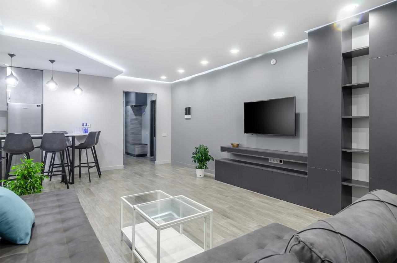 Green Line Apartment Mtsvane Kontskhi Bagian luar foto