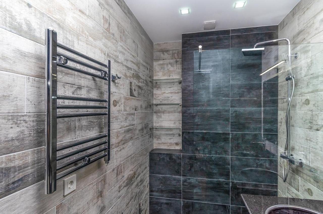 Green Line Apartment Mtsvane Kontskhi Bagian luar foto