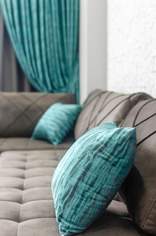 Green Line Apartment Mtsvane Kontskhi Bagian luar foto
