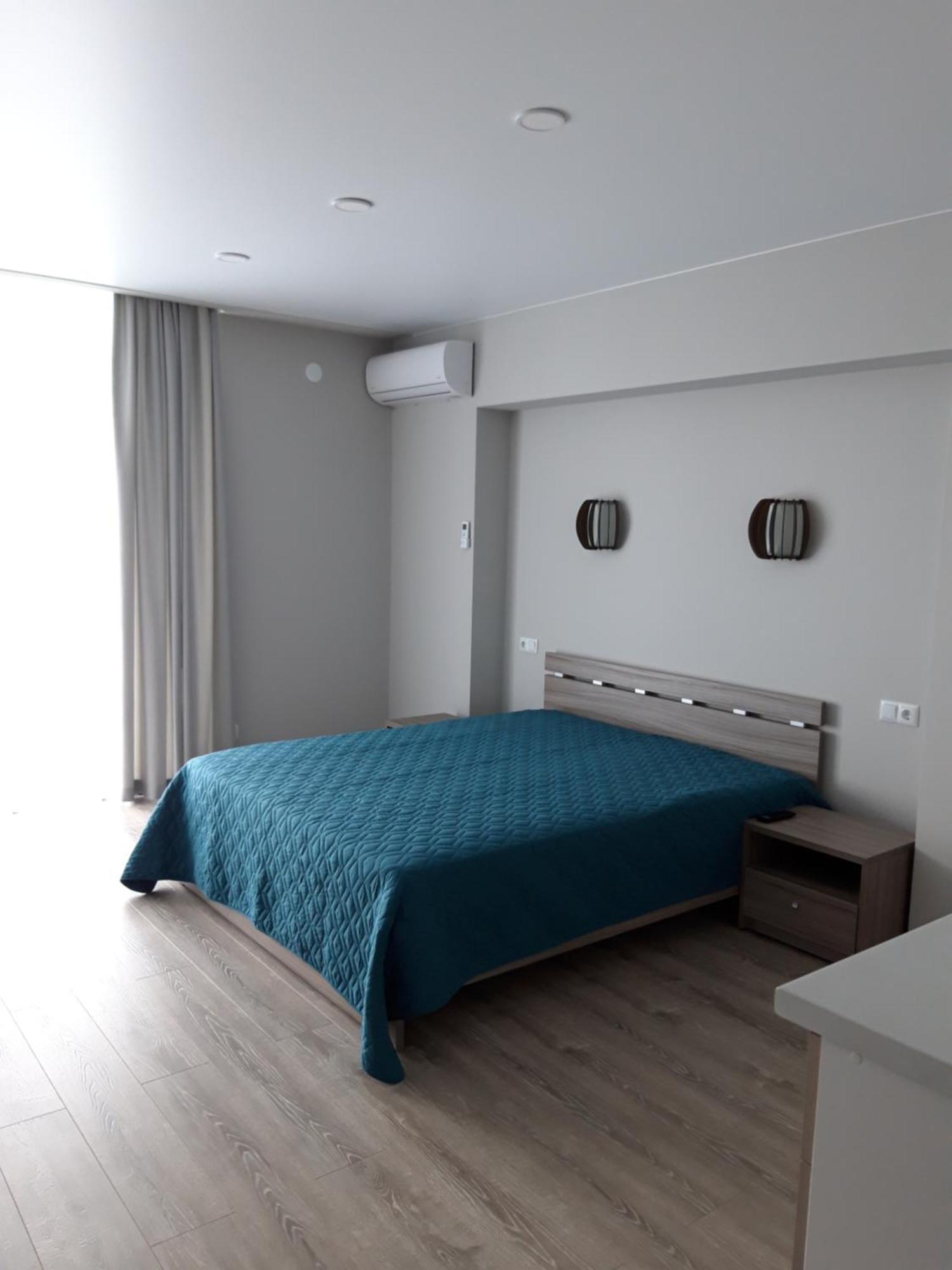 Green Line Apartment Mtsvane Kontskhi Bagian luar foto