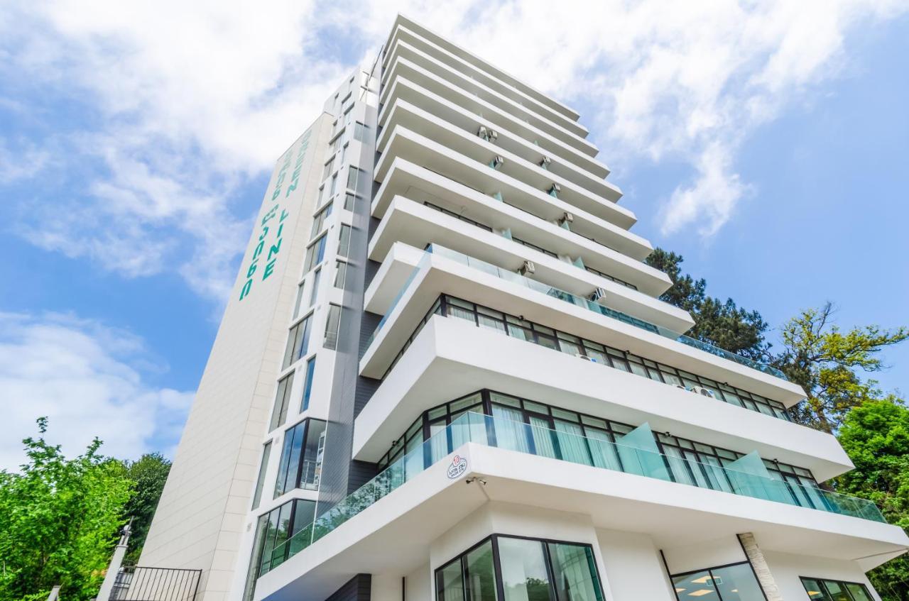 Green Line Apartment Mtsvane Kontskhi Bagian luar foto