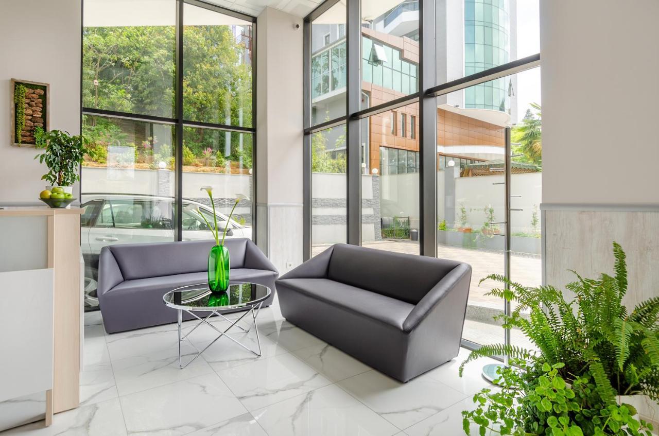 Green Line Apartment Mtsvane Kontskhi Bagian luar foto